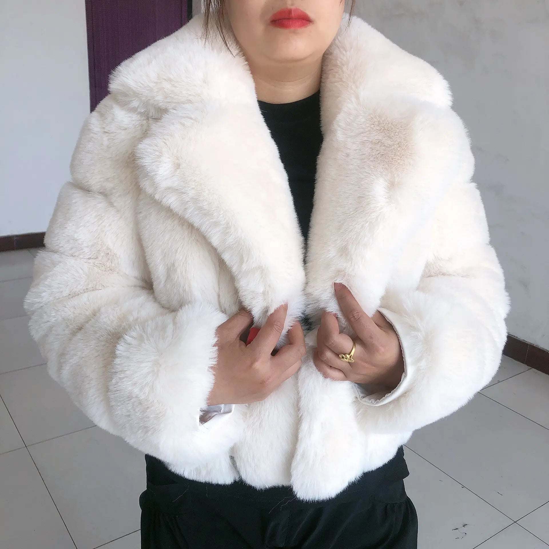 Ladies Faux Fur Jacket